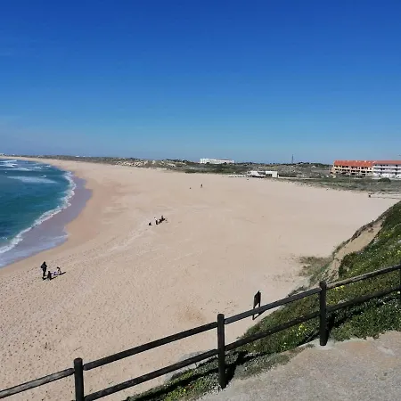 Daire Chill Supertubos Peniche *